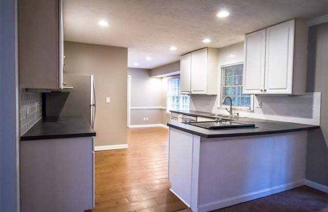 172 Laurelwood Lane Gallery 2