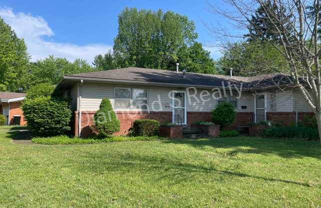 LOCATION! LOCATION! LOCATION!  South Springfield Duplex Available! photos photos