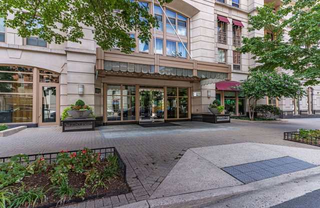 1 Bedroom Condo in Ballston - Location, Luxury, and Convenience - All in One Place! Gallery 1