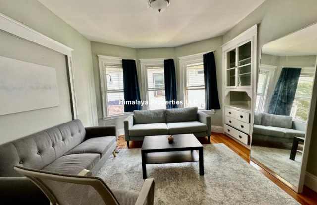 22 Curtis Ave. Gallery 4