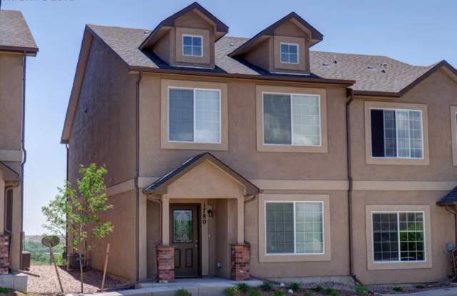 Amazing Views with this 3 bed, 2.5 bath Townhome photos photos