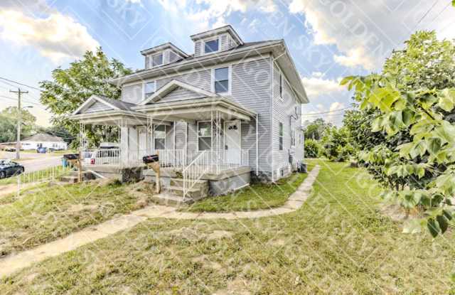 1821 Grand Avenue - NA photos photos