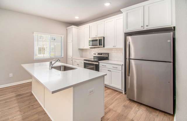1 Month FREE Rent! Applied to Your First Full Month. Terms & Conditions Apply. Gallery 3