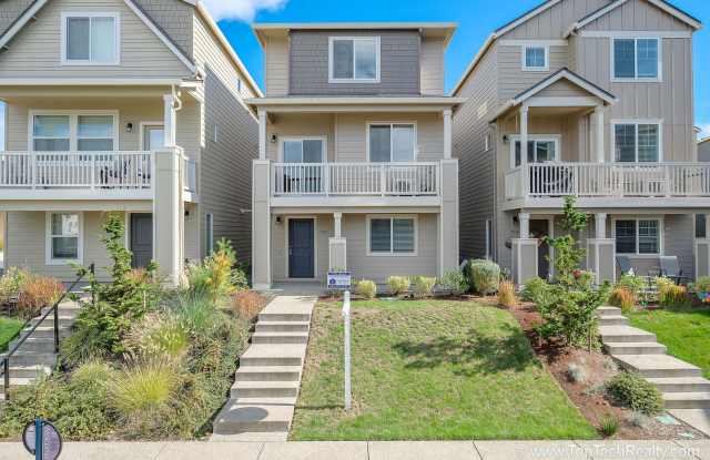 Outstanding 3 BD* 2.5 BA* + Office/den Townhome in Abbey Creek **In front of community Park** Pet Friendly! photos photos