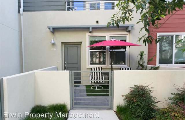 213 Royal Glen #306 Gallery 2