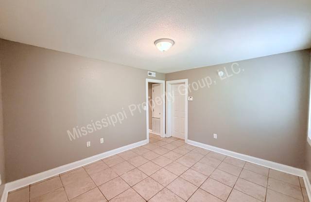 2BR/1BA Gallery 3