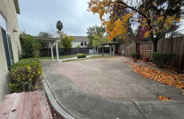 70 Jade Tree Cir photos photos