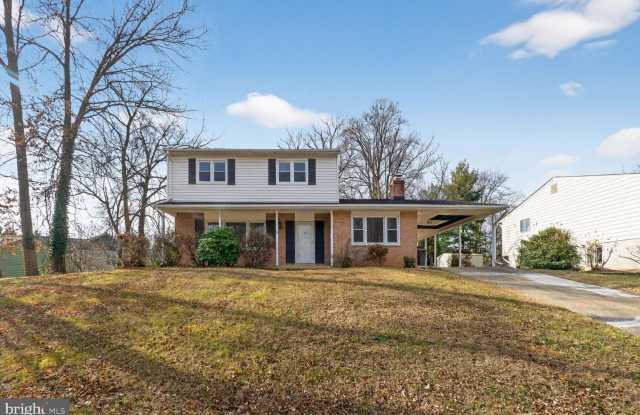 2890 BALMORAL DR. photos photos