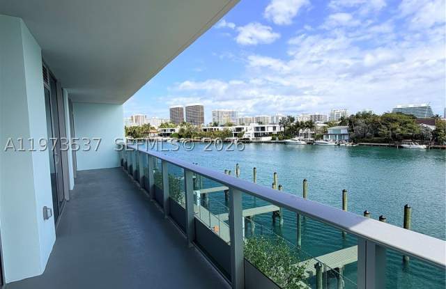 9221 E Bay Harbor Dr Gallery 3