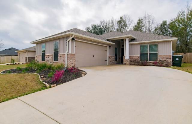 Beautiful 4 bedroom home in Pace - 5648 Peach Drive, Santa Rosa County, FL 32571