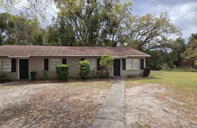 2 BED / 1 BATH DUPLEX (MOVE IN SPECIAL 1/2 OFF 1ST MONTH'S RENT) photos photos