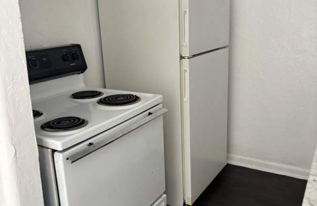 CUTE 1-BEDROOM, 1-BATHROOM APARTMENT FOR RENT IN SW OKC! Gallery 3