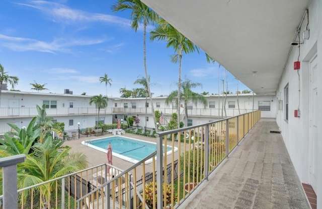2240 Johnson St photos photos