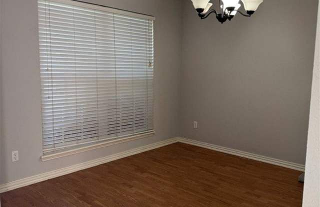 2402 Stonecrest Drive Gallery 4