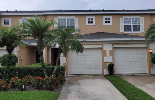 13927 DANIELS LANDING CIRCLE - 13927 Daniels Landing Circle, Winter Garden, FL 34787