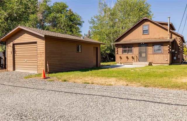 1514 19th St - 1514 19th Street, Cody, WY 82414
