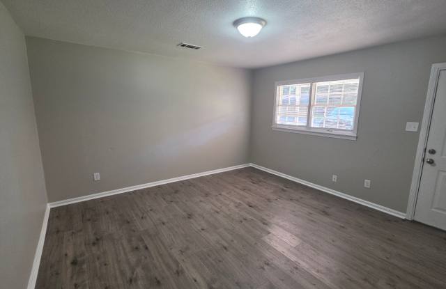 Great House in West Tuscaloosa Gallery 3