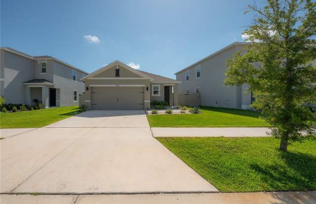 17042 OVAL RUM DRIVE photos photos