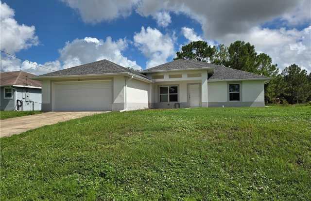 2612 34th Street SW photos photos