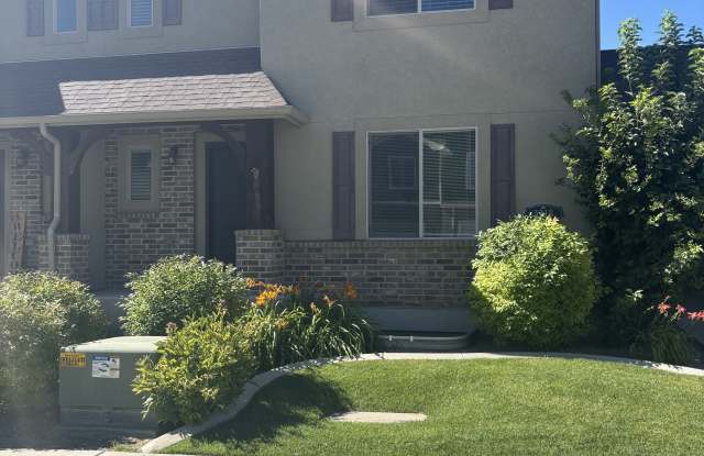 3318 Quarter Mile Dr photos photos