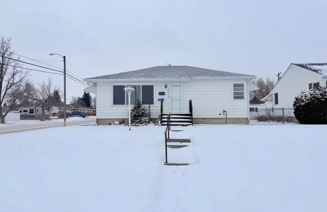 Beautiful 3 Bed 2 Bath Home photos photos