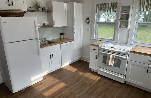 112 Mechanic St photos photos