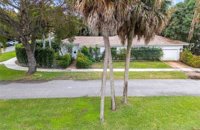 9550 Nw 1st Ave photos photos