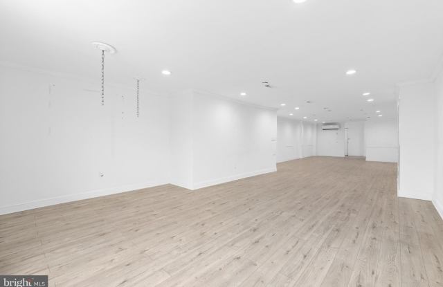342 13TH Street NE Gallery 3
