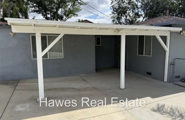 442 1/2 E Arrow Hwy Apt B photos photos