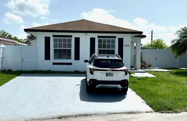 25636 SW 125th Pl photos photos