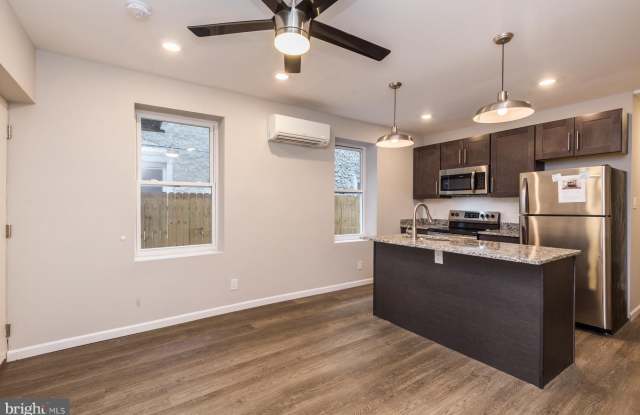 707 W GIRARD AVENUE - 707 West Girard Avenue, Philadelphia, PA 19122