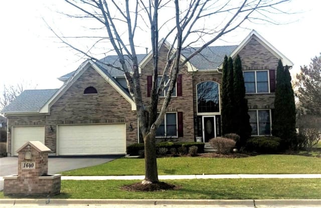 1640 Quail Way - 1640 Quail Way, Crystal Lake, IL 60014