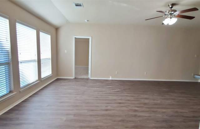 918 Bens Drive Gallery 4