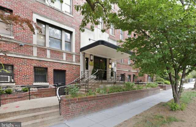 1365 KENNEDY Street NW photos photos