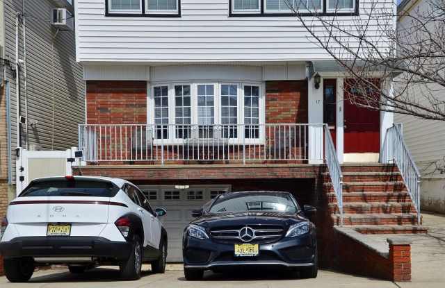 17 CENTRE LANE - 17 Centre Lane, Bayonne, NJ 07002