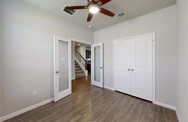5763 Paseo Place Gallery 3