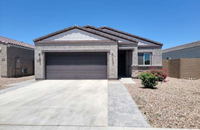Small but very clean and convenient location! Gallery 1