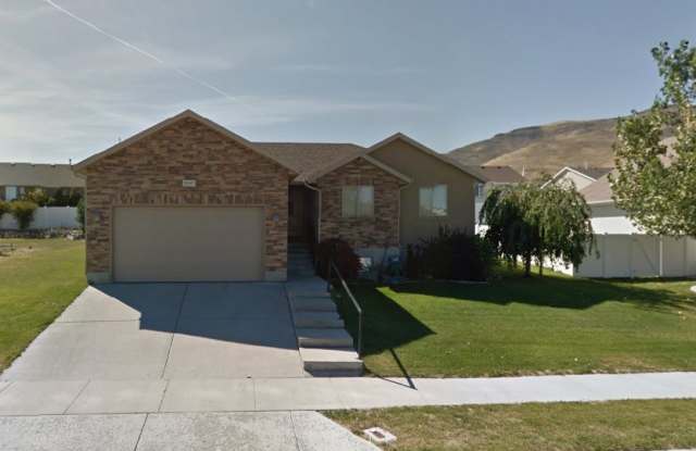 3 Bed 2 Bath Home in a Quiet Herriman Neighborhood. photos photos