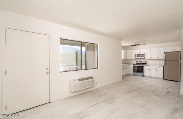 4224 E Canyon Trail Gallery 1