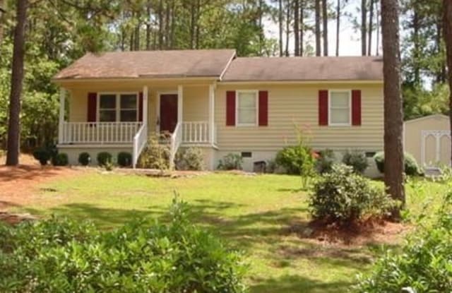 40 Old Hunt Road - 40 Old Hunt Road, Pinehurst, NC 28374