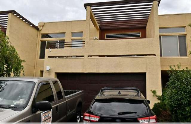 **SKYLINE CONDO - SOUTHWEST RENO** photos photos