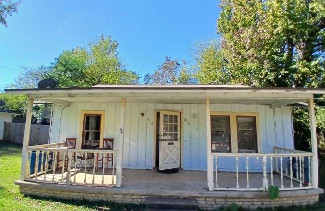 Cozy 1 bed/1 bath duplex! photos photos