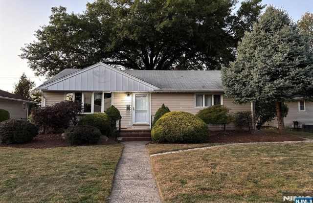10 Donnalin Place photos photos