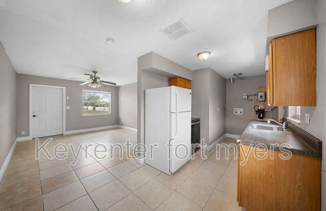 5458 5th Ave photos photos