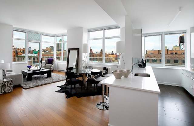 The Larstrand photos photos