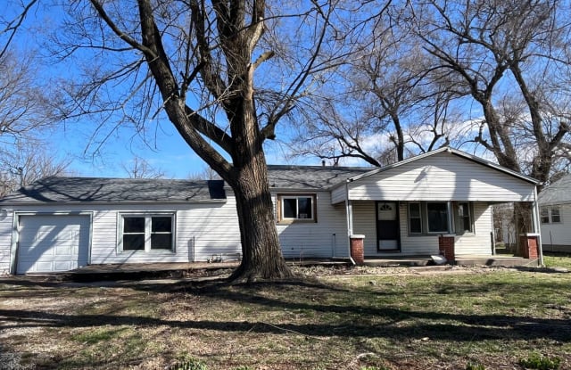 1320 N. Warren Ave - 1320 North Warren Avenue, Springfield, MO 65802