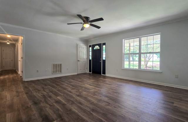 5607 Whispering Pines Drive Gallery 4