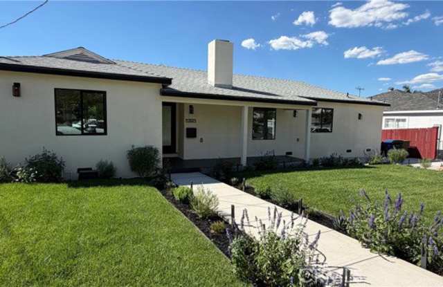 10641 Helendale Avenue Gallery 4