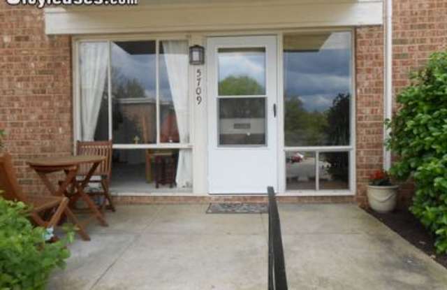 5709 Indian Ct Unit: 190 - 5709 Indian Court, Huntington, VA 22303