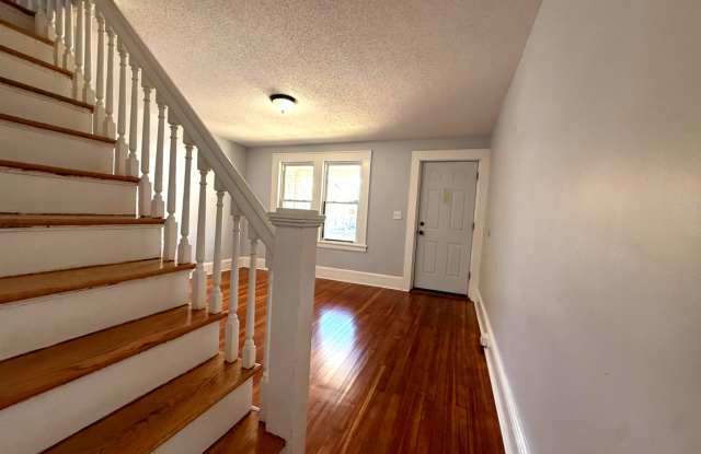 732 Brooks Street - 1 Gallery 4